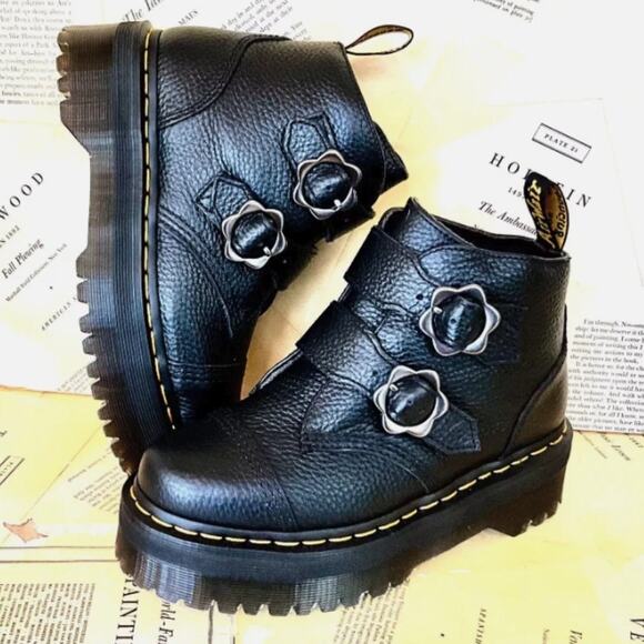 New! Dr. Martens Devon Buckle Flower Leather Platform Boots - US 10 - Picture 4 of 15